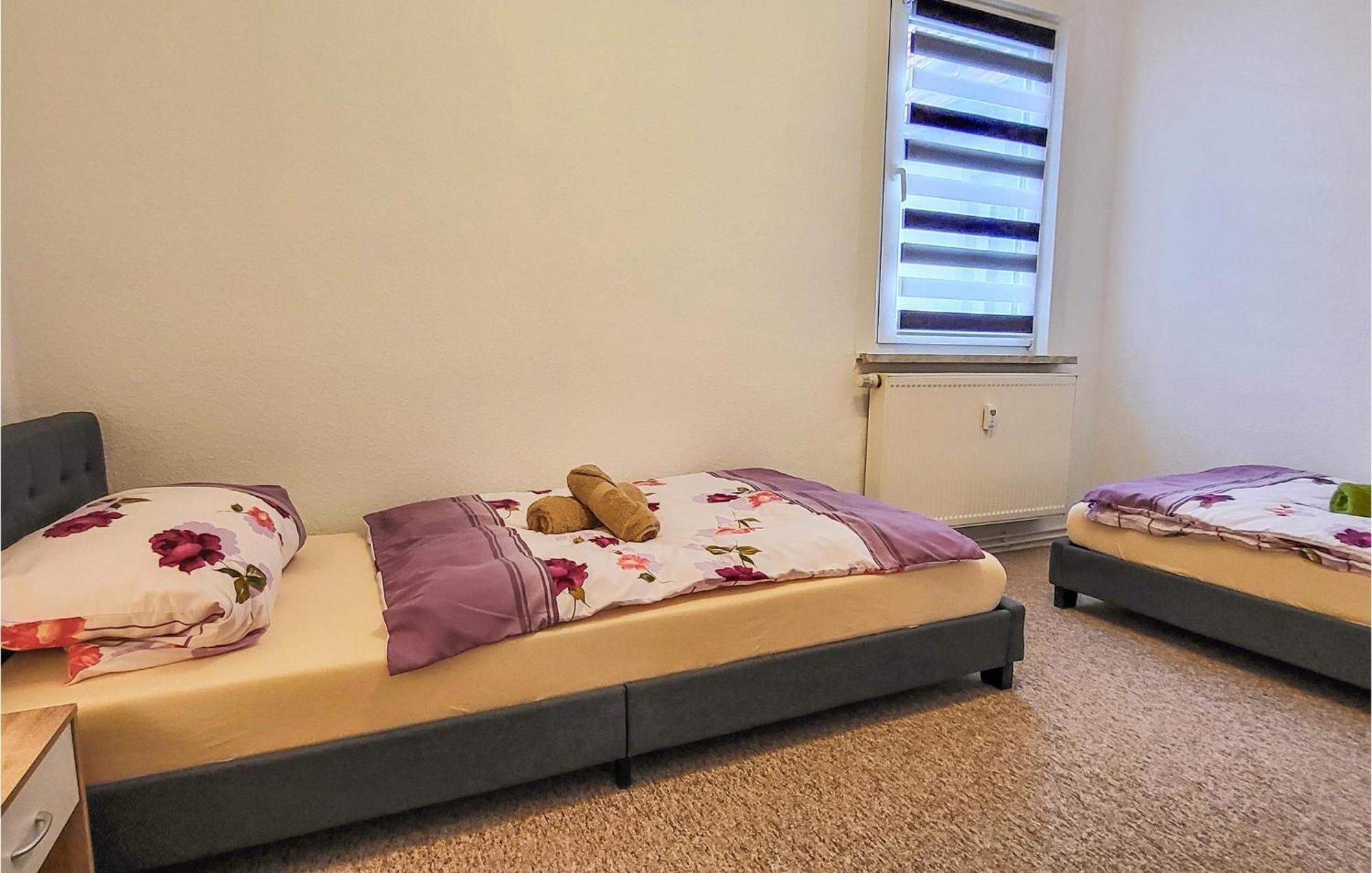 2 Bedroom Nice Apartment In Friedrichroda Exterior photo