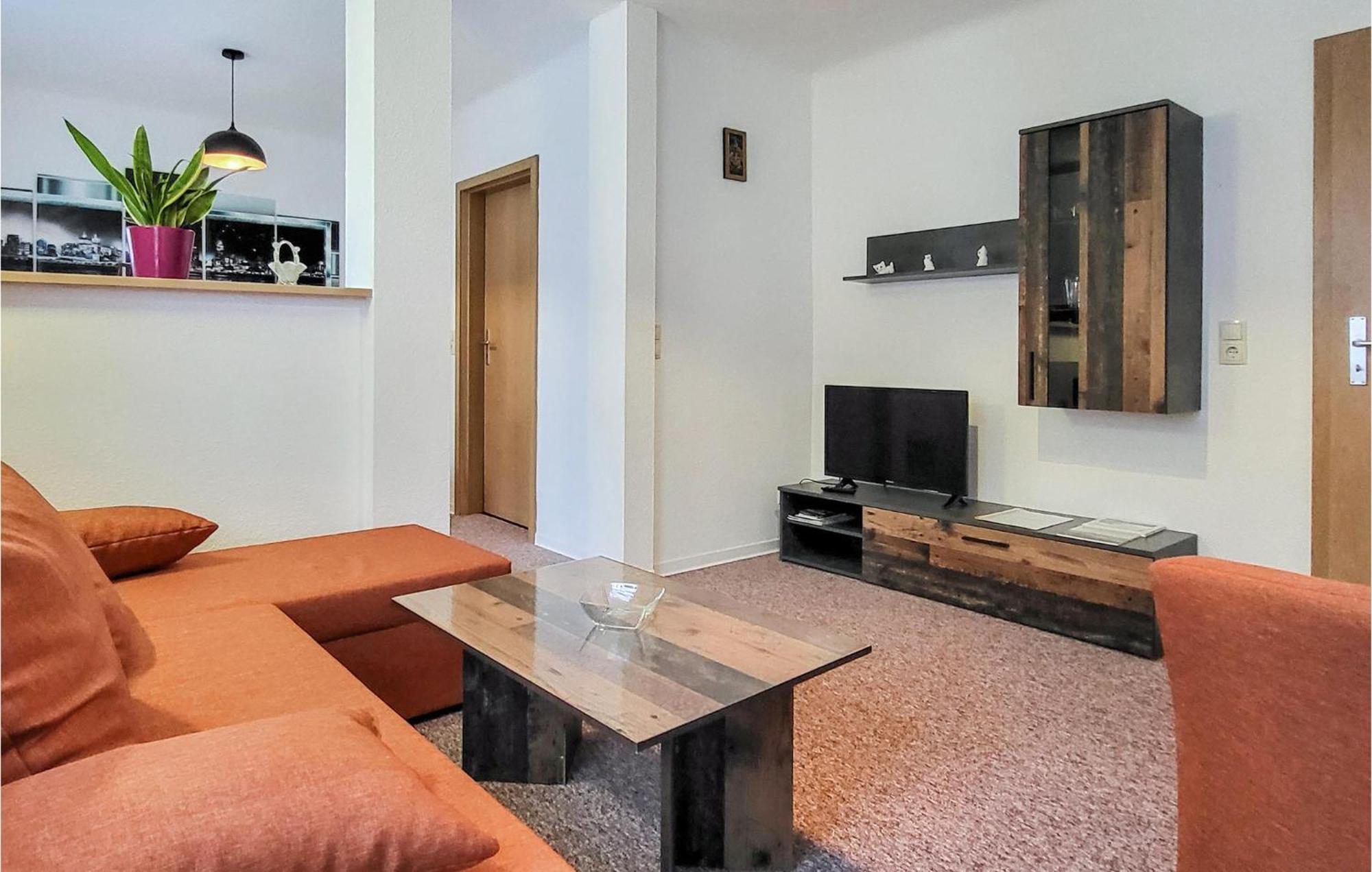 2 Bedroom Nice Apartment In Friedrichroda Exterior photo